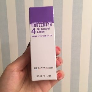 Rodan + Fields Unblemish Oil Control Lotion